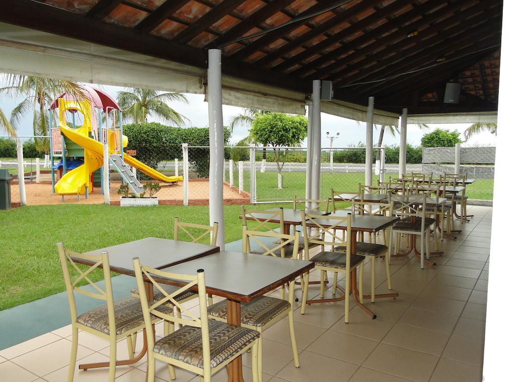 Hotel Pousada Vale Do Sol Em Pompéia 외부 사진