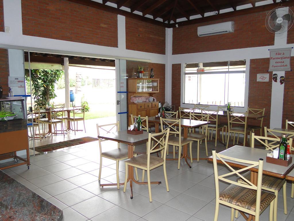 Hotel Pousada Vale Do Sol Em Pompéia 외부 사진