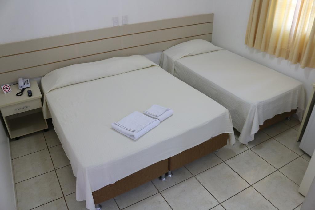 Hotel Pousada Vale Do Sol Em Pompéia 외부 사진