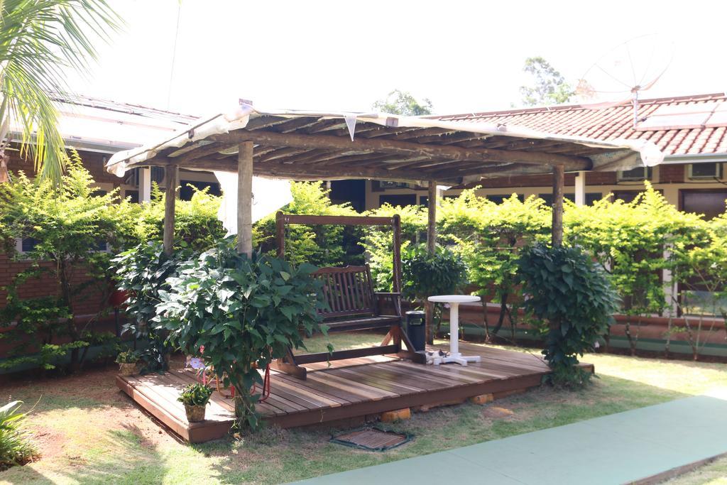 Hotel Pousada Vale Do Sol Em Pompéia 외부 사진